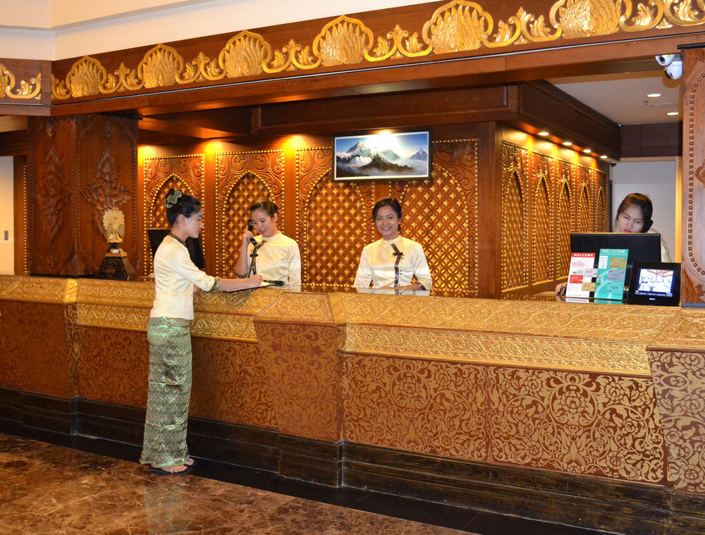 Kandawgyi Palace Hotel Rangun Kültér fotó