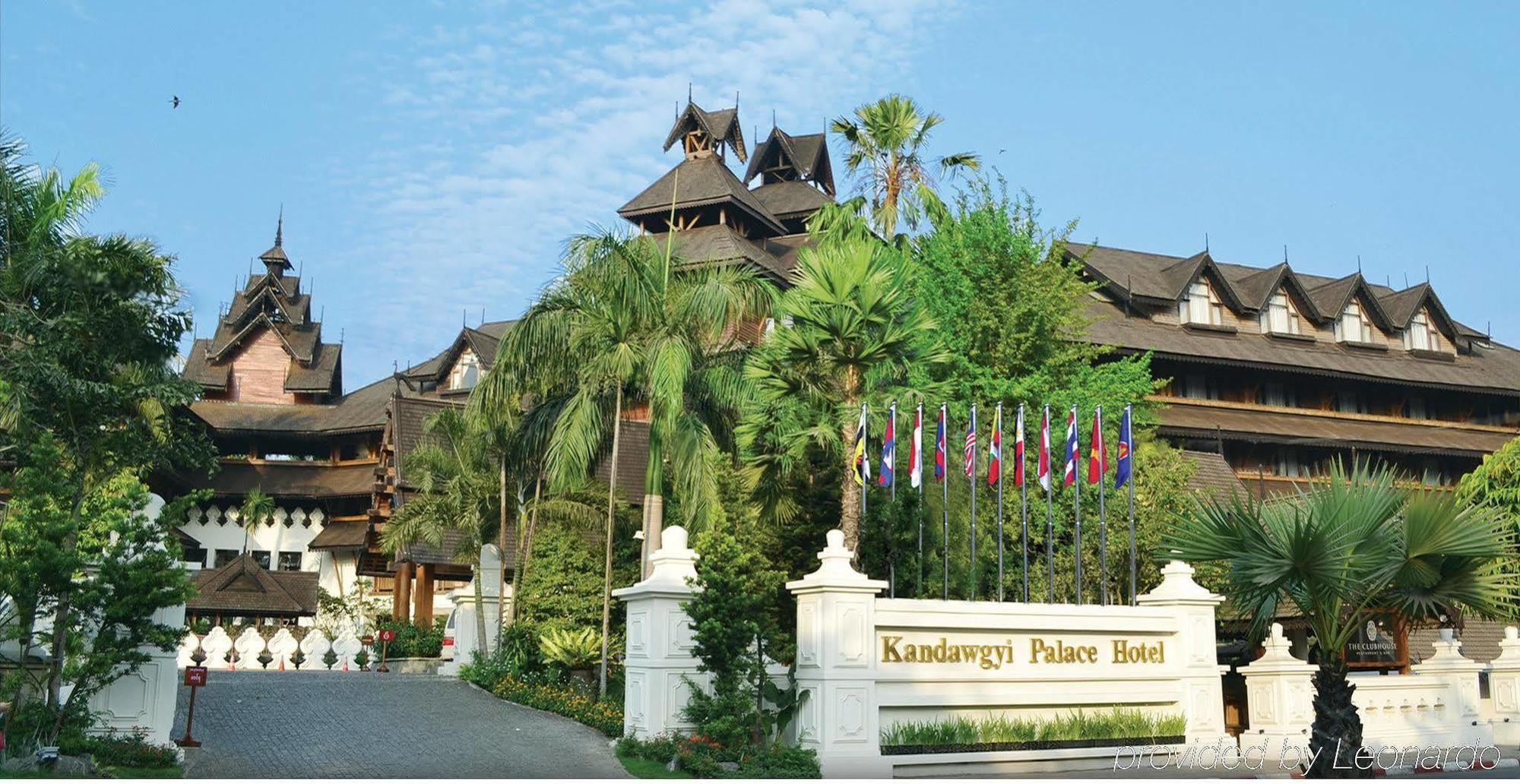 Kandawgyi Palace Hotel Rangun Kültér fotó