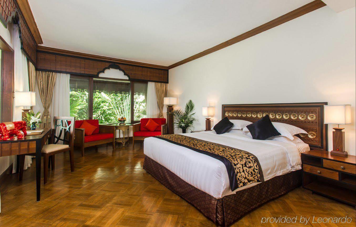Kandawgyi Palace Hotel Rangun Kültér fotó
