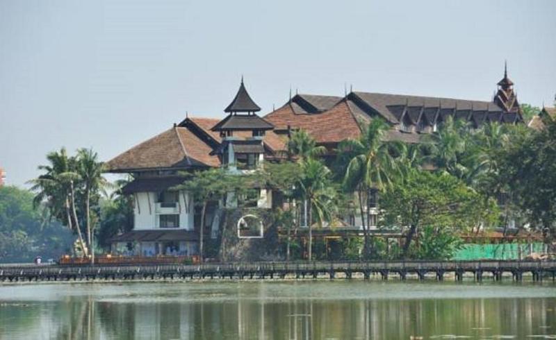 Kandawgyi Palace Hotel Rangun Kültér fotó